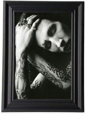 Marilyn Manson Make Up Metal Gothic Rock Alternative punk edgy Goth 90s retro